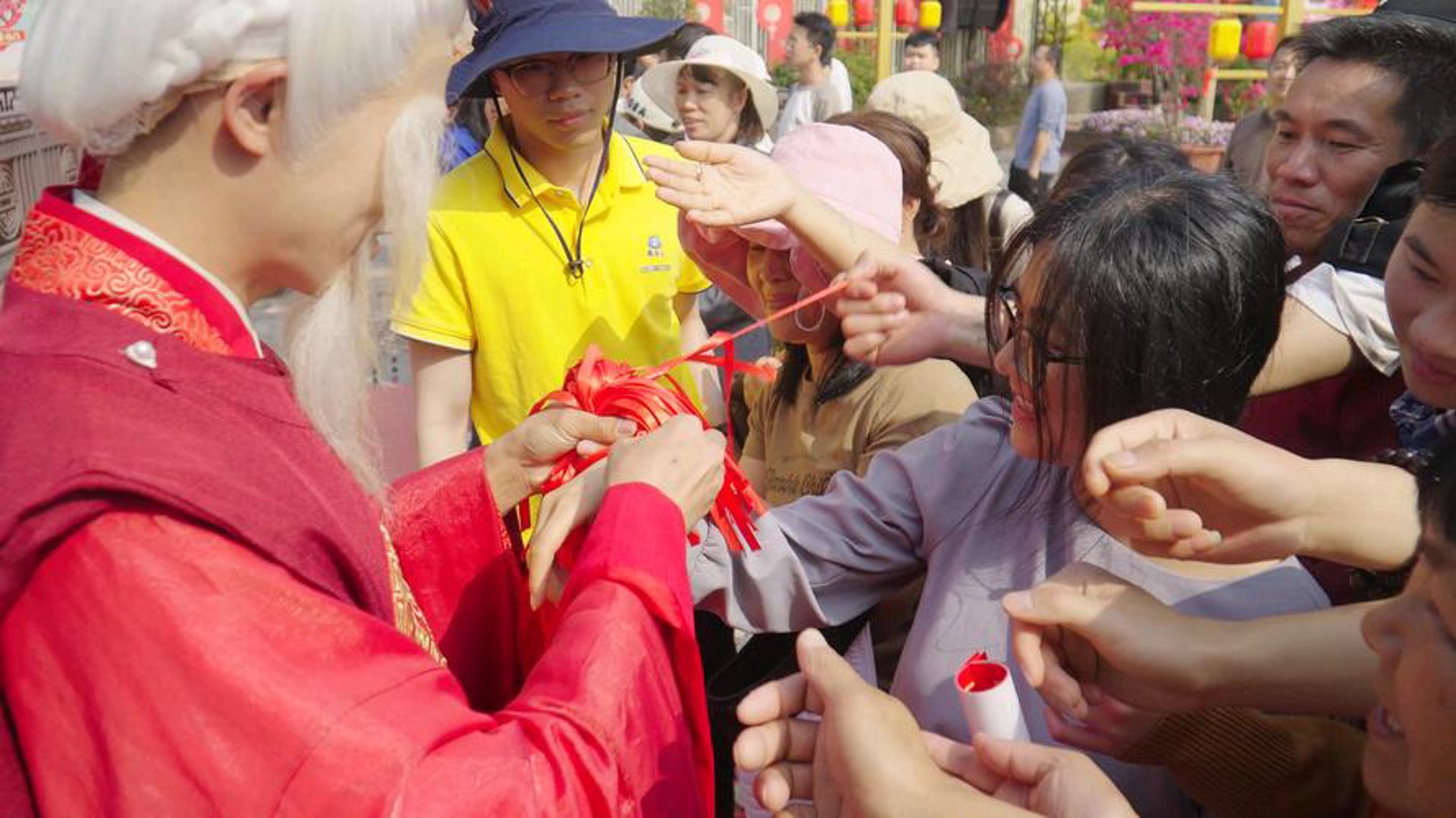 月老牵线婚恋